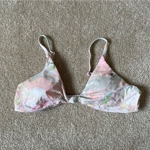 Dippin’ Daisy’s Zen Bikini Top